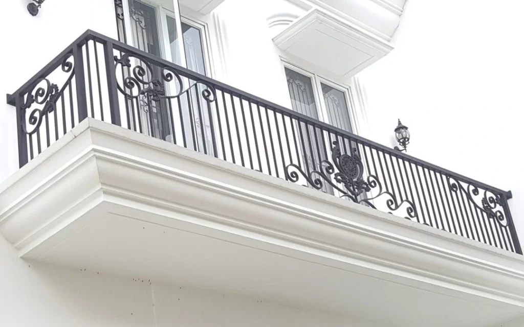 Jasa Pasang Railing Balkon Bali