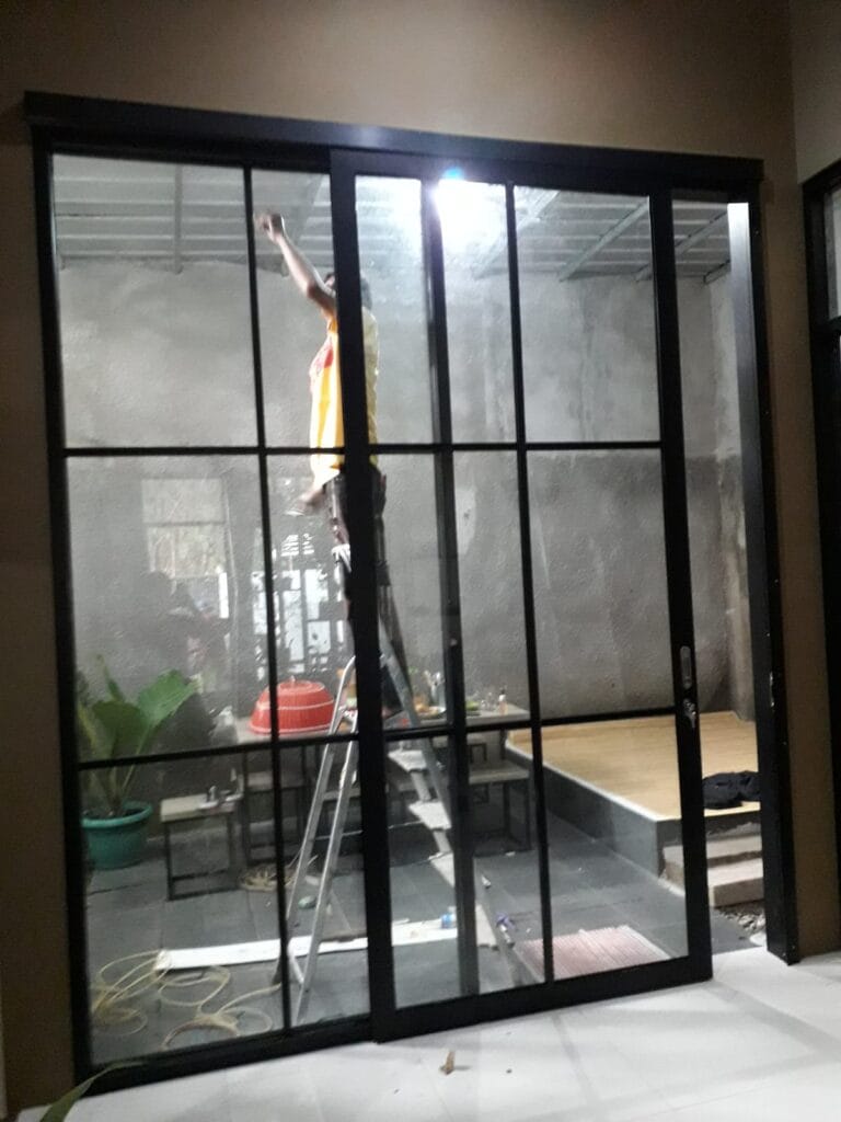 Pasang Pintu Aluminium Kaca Terdekat Cibubur Jakarta Timur