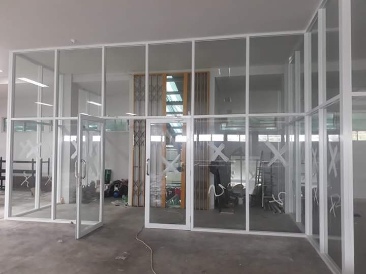 Pasang Pintu Aluminium Kaca Terdekat Cibubur Jakarta Timur